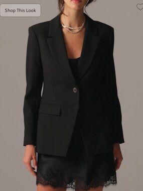 Madelyn Blazer in Four Season Stretch